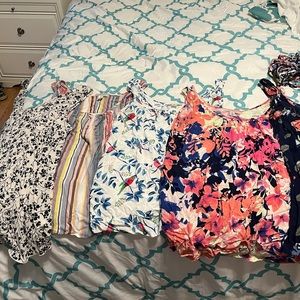 7 Motherhood maternity tank tops. All size XL